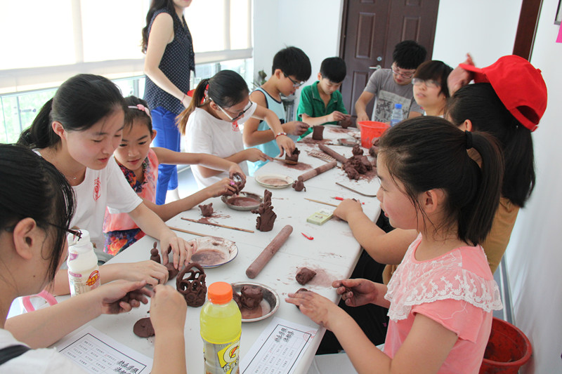 1481268652421040334.jpg 2015骞���锛�����娴��ㄥ�骞村��杩�绀惧��_����.jpg