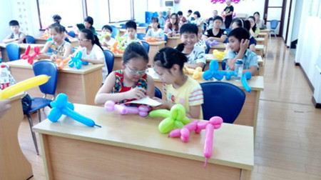 1506670524532030741.jpg 2.jpg