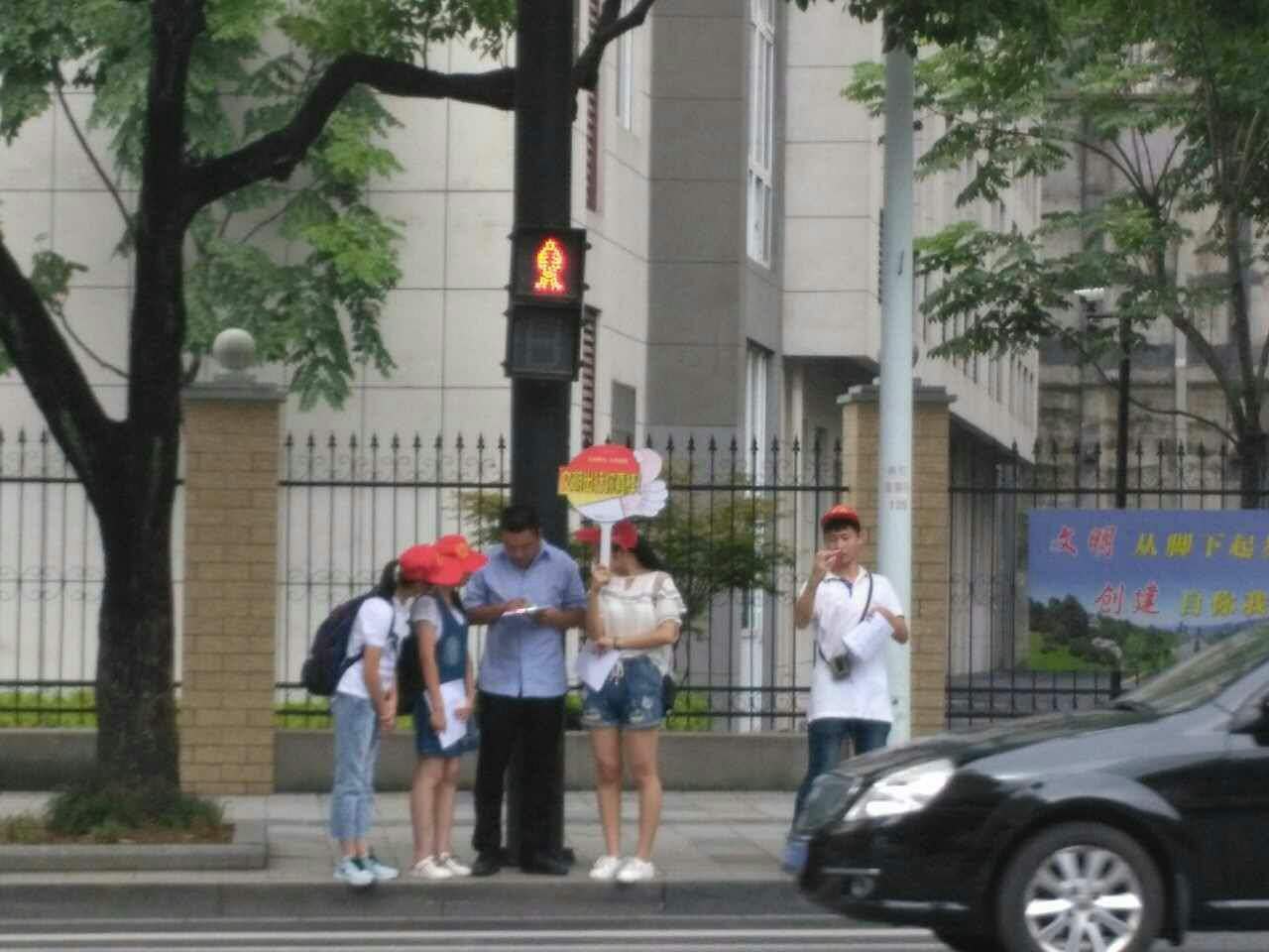 1478830458678090942.jpg 600977510077186512.jpg