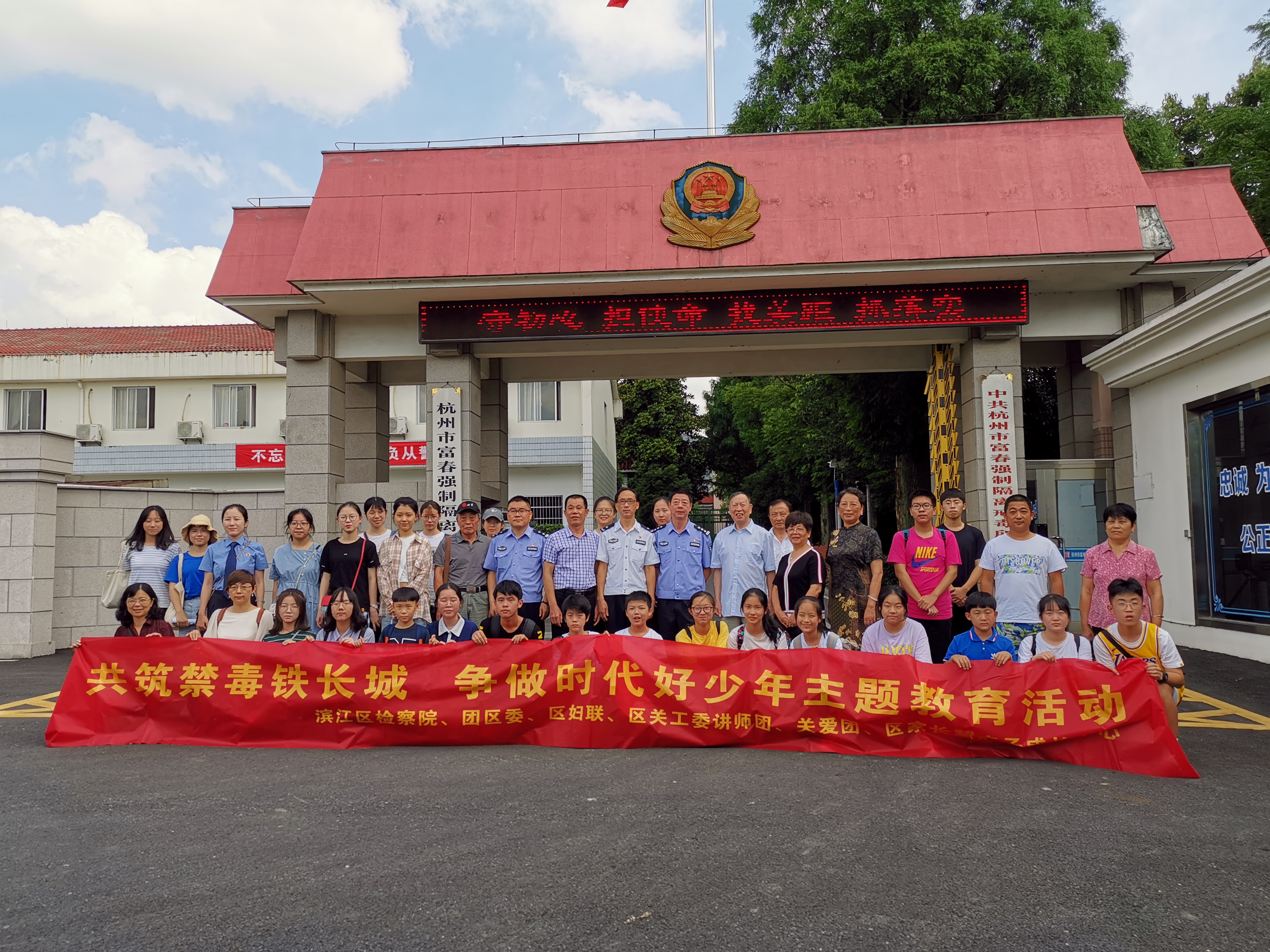 05412f9a8a325fa96debc2e3ec94fa9.jpg 05412f9a8a325fa96debc2e3ec94fa9.jpg